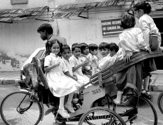 5 Unusual Ways Indian Kids Get to School