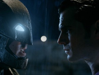 New 3-Minute Long Batman v. Superman Trailer is Epic